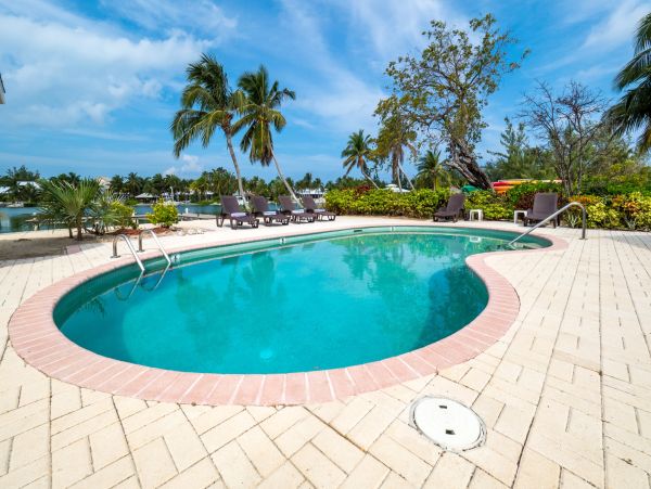 Cayman Islands Four Bedroom Stunning Waterfront Retreat