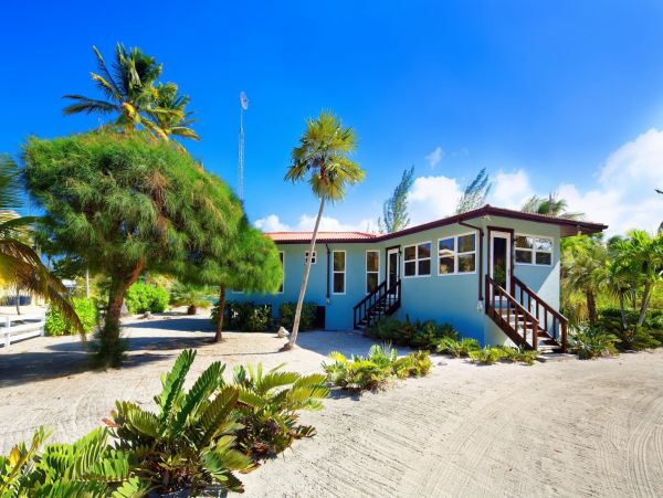 Cayman Islands Home 966217