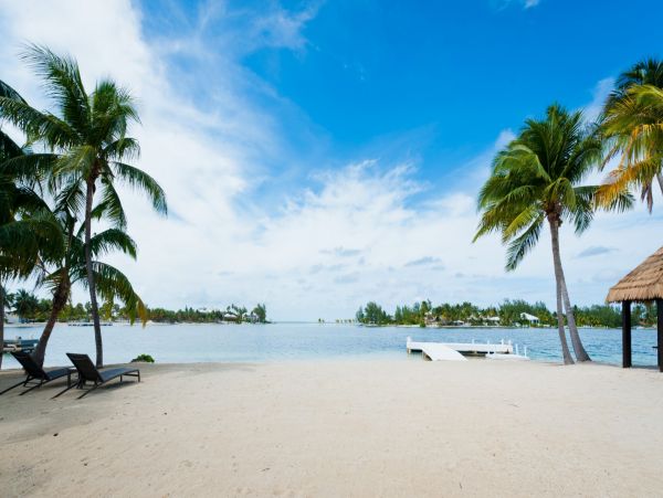 Cayman Islands Luxury Private 6 Bedroom Villa Sleeps 14