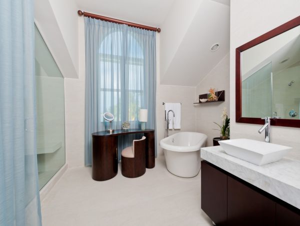 Cayman Islands Luxury Private 6 Bedroom Villa Sleeps 14