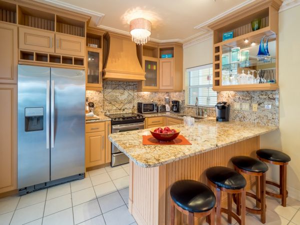 Cayman Islands Condo 966223