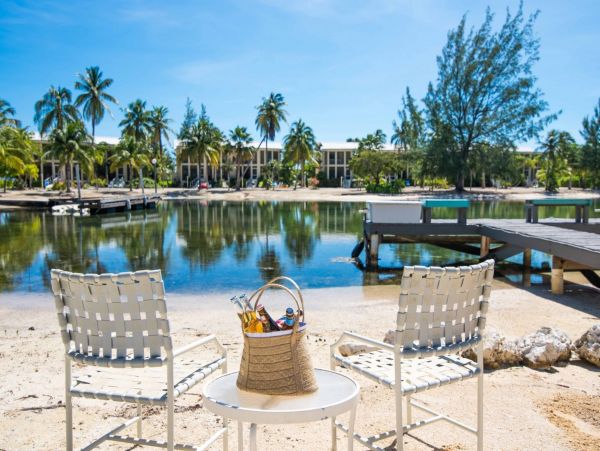 Cayman Islands Home 966224