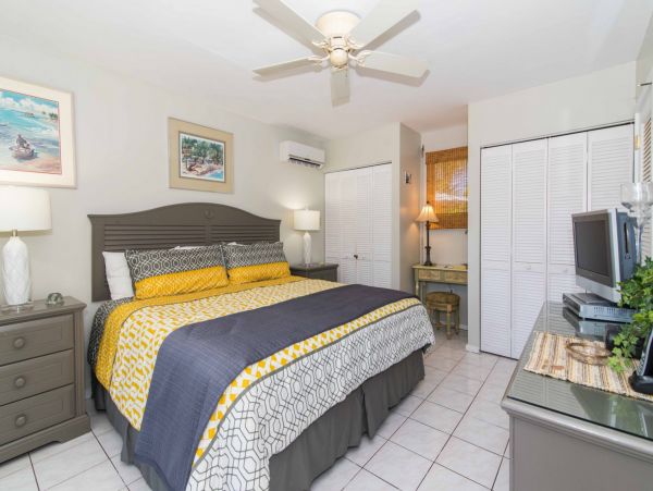 Cayman Islands Home 966224