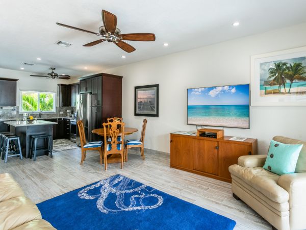 Cayman Islands Condo 966226