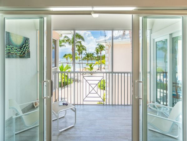 Cayman Islands Condo 966226