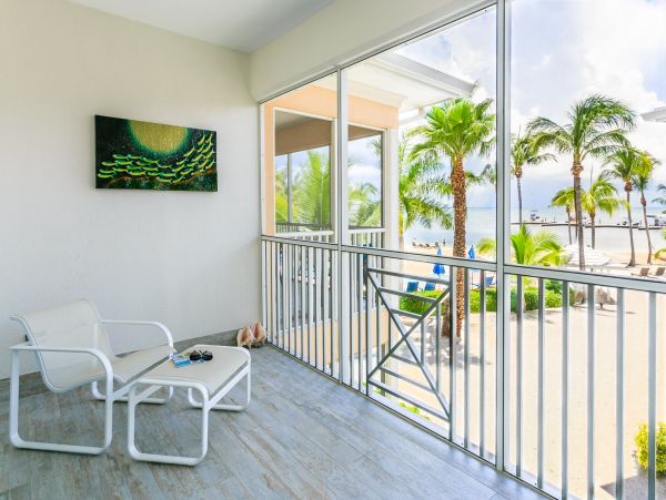 Cayman Islands Condo 966226