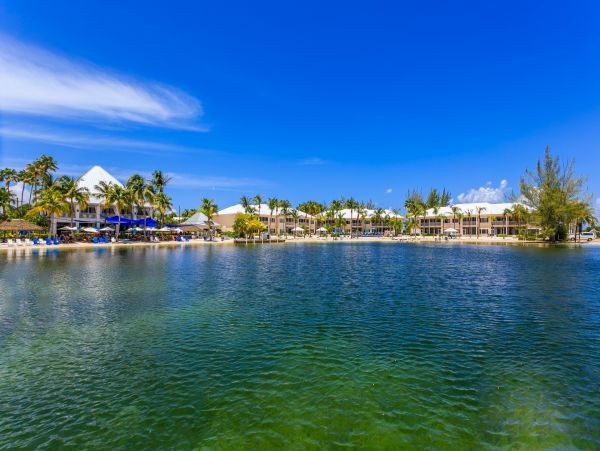 Cayman Islands Condo 966226