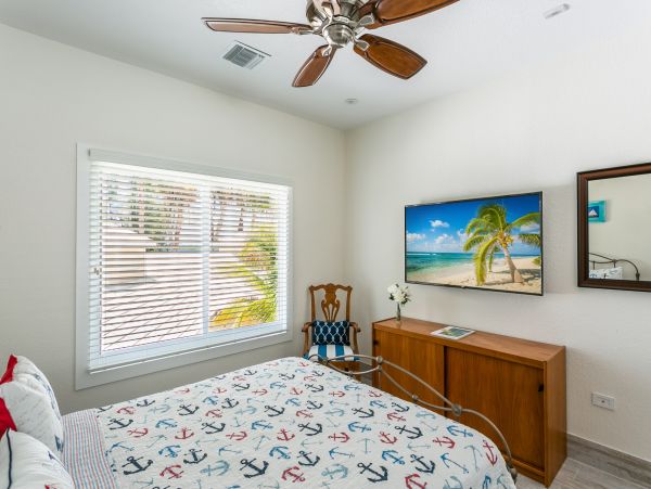 Cayman Islands Condo 966226