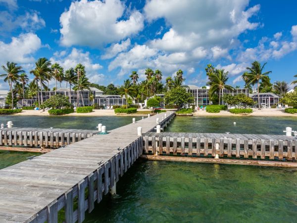 Cayman Islands Condo 966230