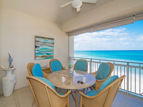 Cayman Islands Condo 966232