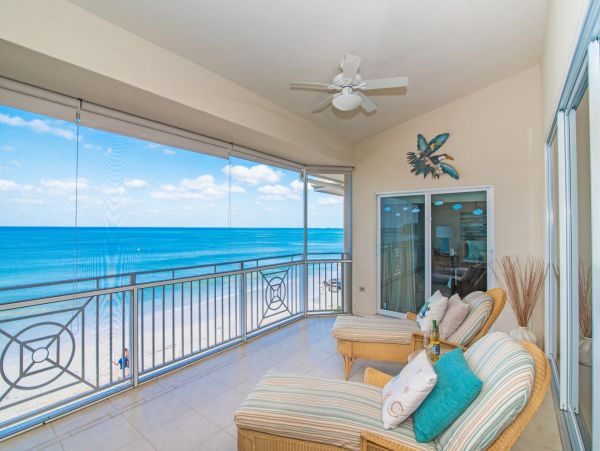 Cayman Islands Condo 966232
