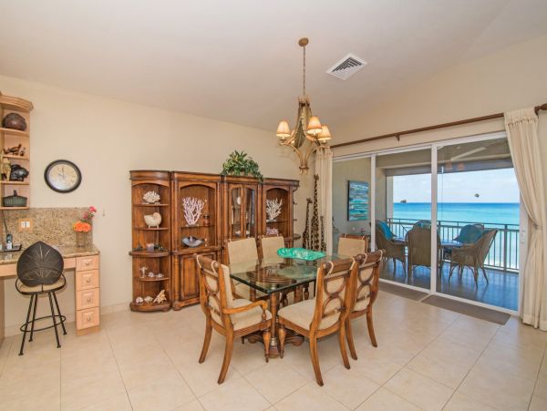 Cayman Islands Condo 966232