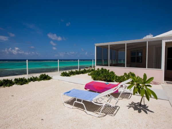 Beachfront One Bedroom Cottage in Cayman Islands