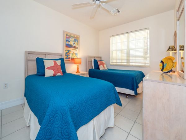 Cayman Islands Condo 966235