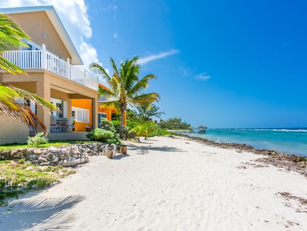 Cayman Islands Seaside Serenity: Your Private Oceanfront Oasis