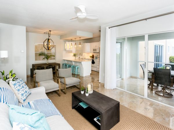 Cayman Islands Condo 966237