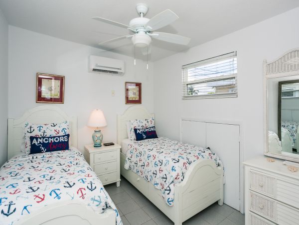 Cayman Islands Home 966239