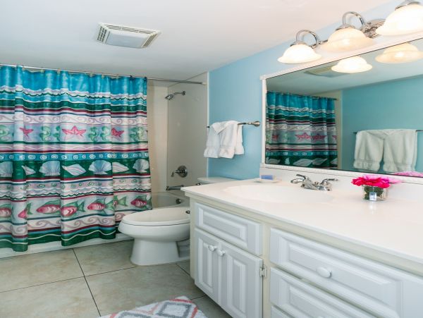 Cayman Islands Condo 966240