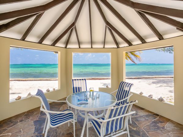 180ft of Private Beach at This Grand Cayman Private Villa