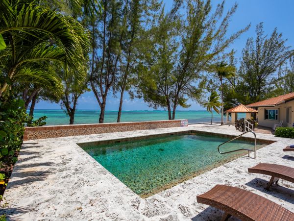 180ft of Private Beach at This Grand Cayman Private Villa