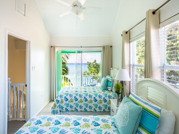 Cayman Islands Condo 966243