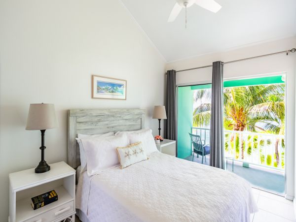 Cayman Islands Condo 966243