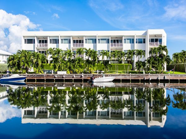 Cayman Islands Waterfront  Front Three Bedroom Vacation Rental