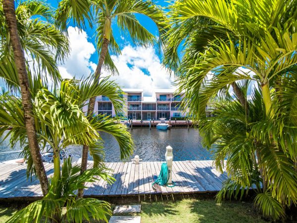 Cayman Islands Waterfront  Front Three Bedroom Vacation Rental