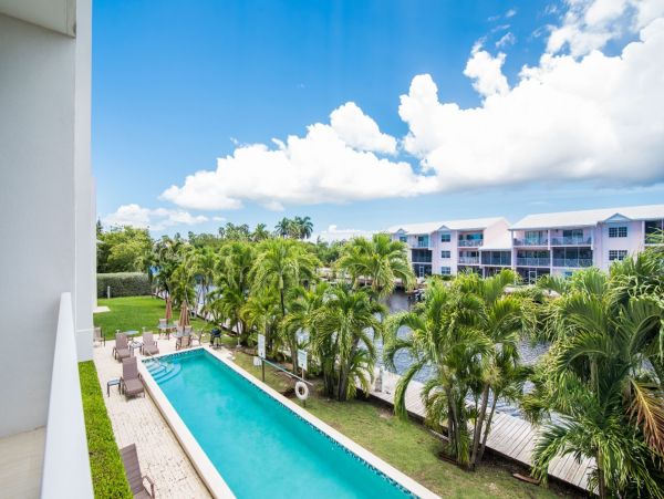 Cayman Islands Waterfront  Front Three Bedroom Vacation Rental