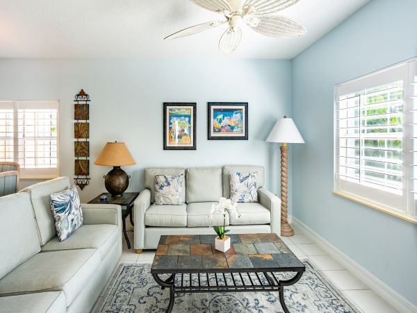 Cayman Islands Condo 966245