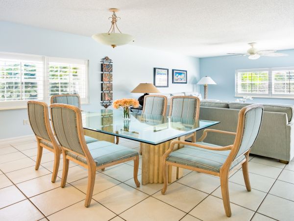 Cayman Islands Condo 966245