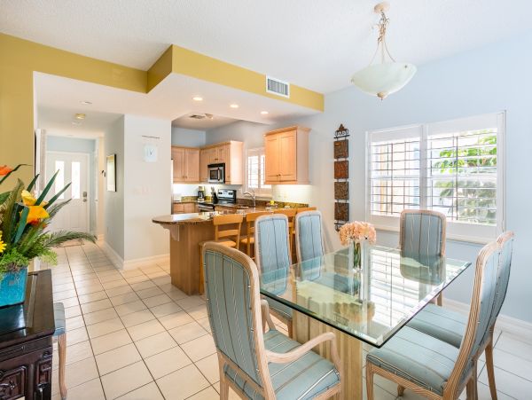 Cayman Islands Condo 966245