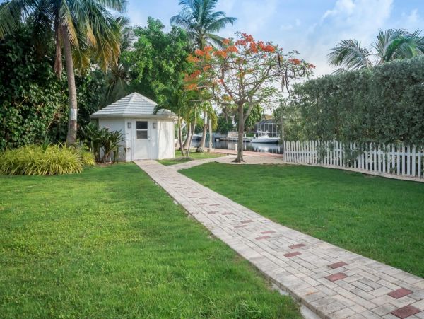 Cayman Islands Home 966247