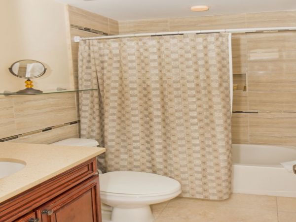 Cayman Islands Condo 966248