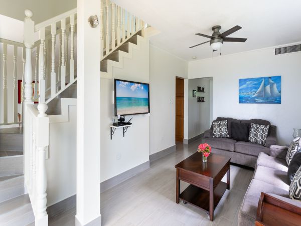 Cayman Islands Condo 966250