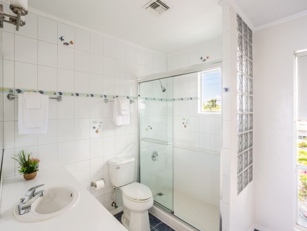 Cayman Islands Condo 966250
