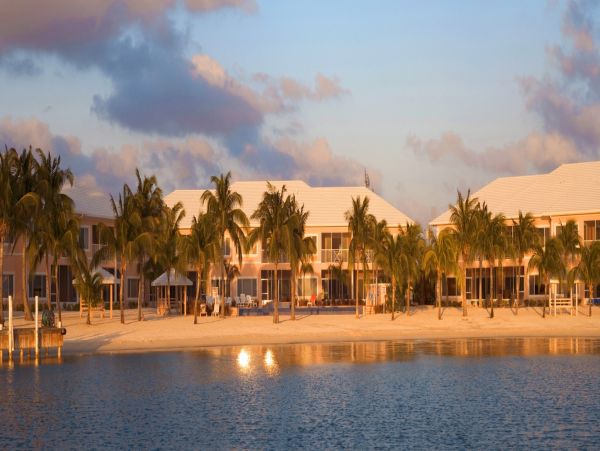 Cayman Islands Condo 966251