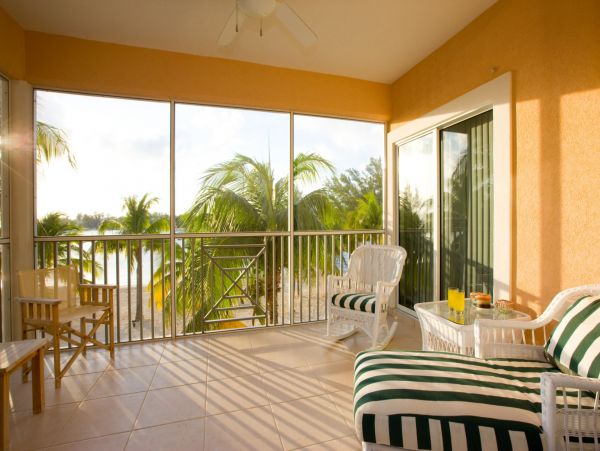 Cayman Islands Condo 966251