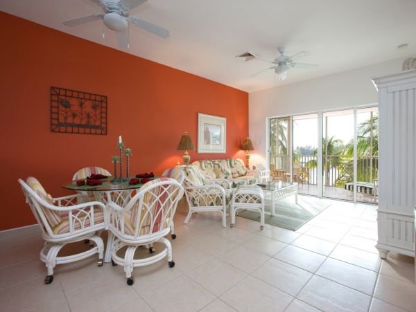 Cayman Islands Condo 966251