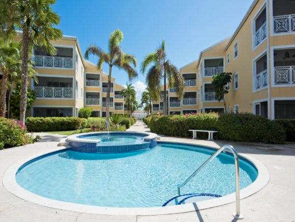 Second Floor Two Bedroom Condo Sleeps 6 Guests