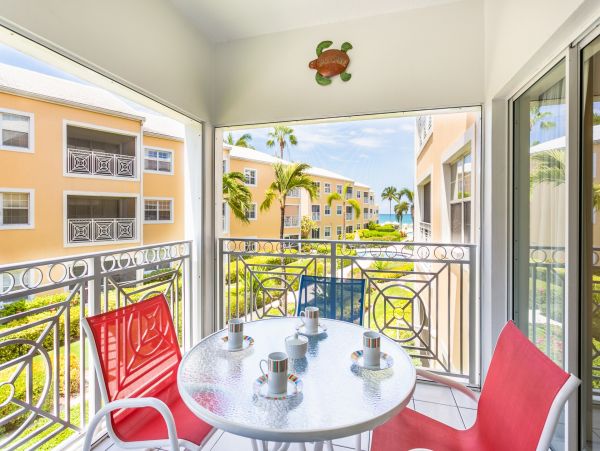 Second Floor Two Bedroom Condo Sleeps 6 Guests