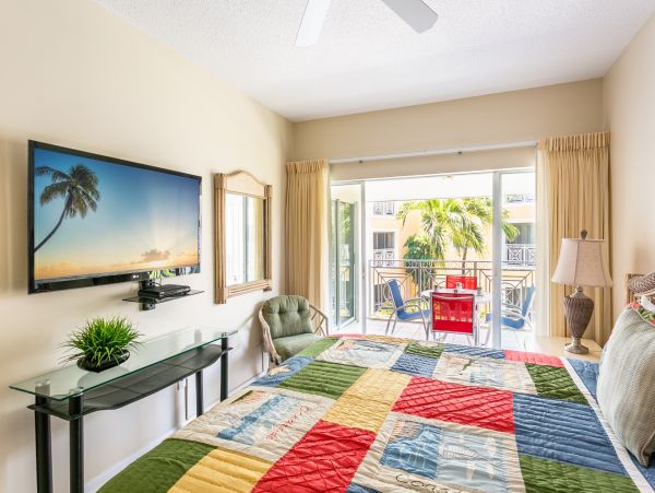 Second Floor Two Bedroom Condo Sleeps 6 Guests