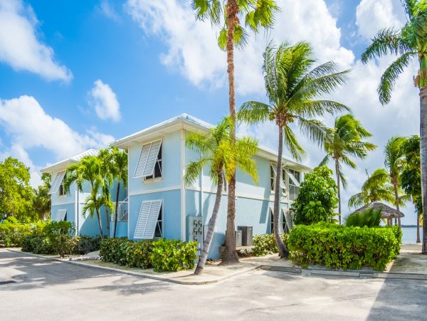 Cayman Islands Condo 966258