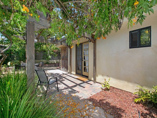 One Bedroom Walk to Beach Rental in Del Mar
