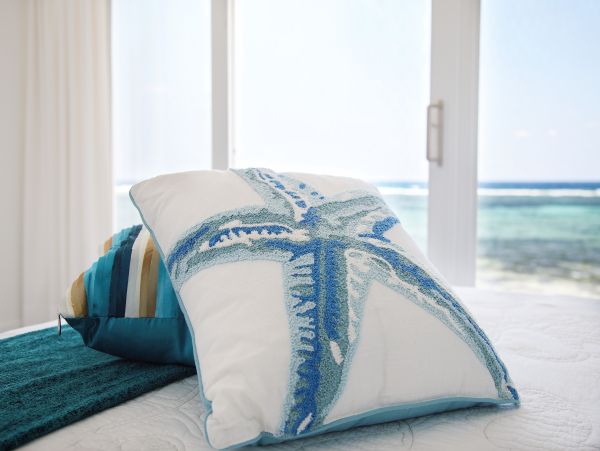 Luxurious 3-Bedroom Beachfront Villa in North Side, Grand Cayman