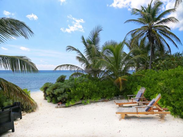 Cayman Islands Home 966268