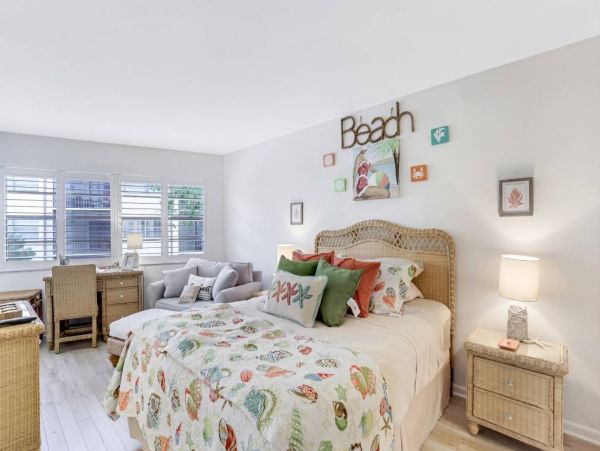 Marco Island Vacation Condo Sleeps 5 Guests