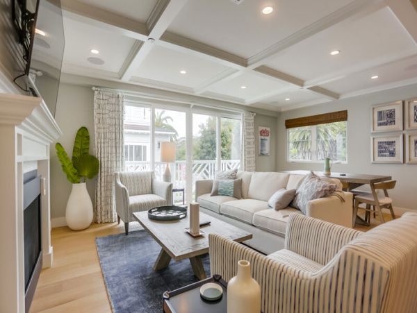 La Jolla Vacation Rental Home Short Walk to Beach Sleeps 12