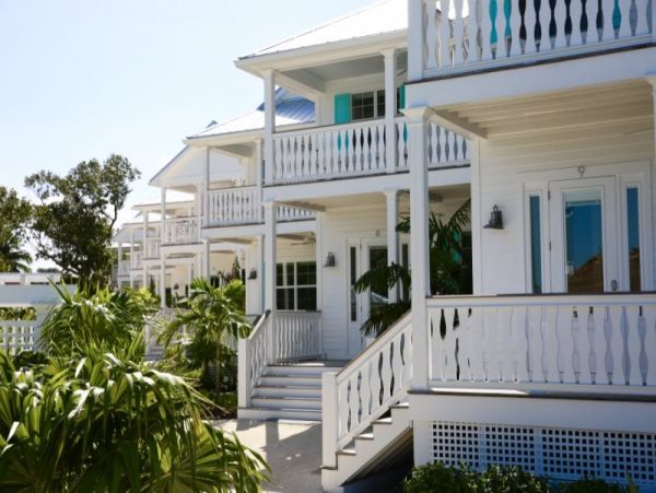 ISLAMORADA 3 BEDROOM HOME