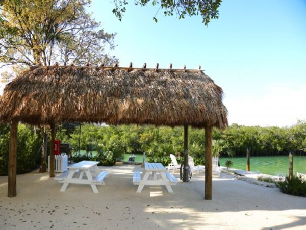 ISLAMORADA 3 BEDROOM HOME